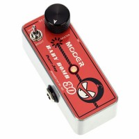 MOOER BABY BOMB 30 Гітарний підсилювач в форматі педалі